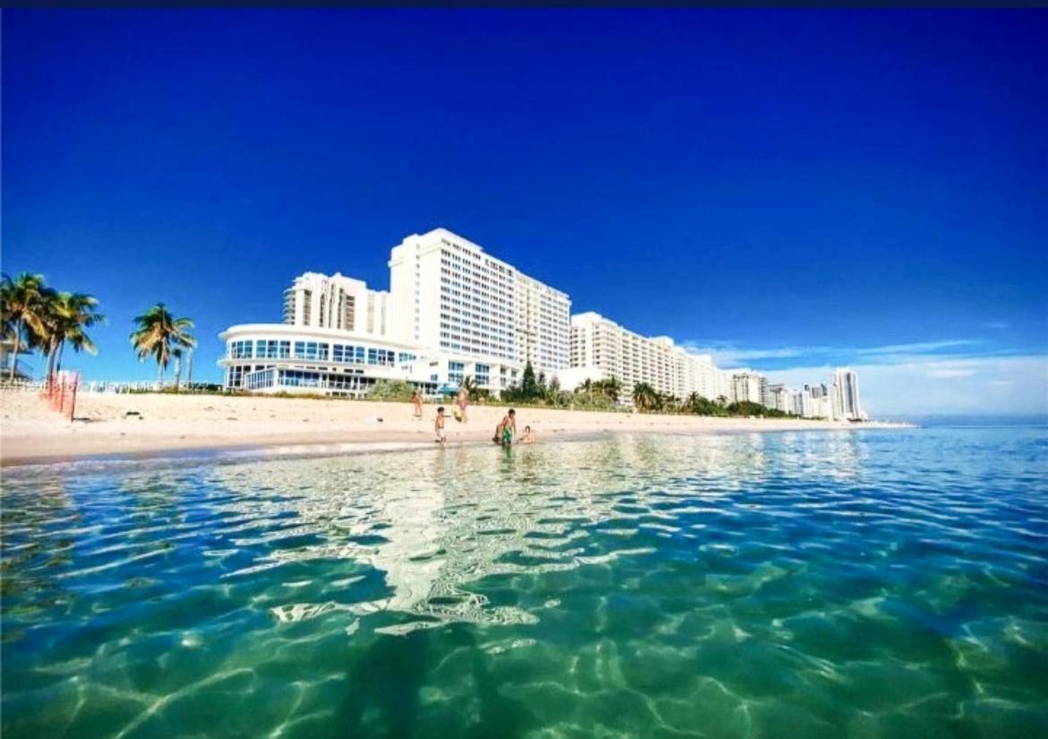 Castle 1118 Studio Bayview Direct Beach Access, Tennis, Pool, Restaurants, Free Parking Miami Beach Exterior photo